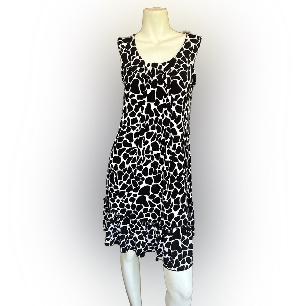 En Focus Studio Black & White Giraffe Print Dress Sleeveless with Ruffle Hem